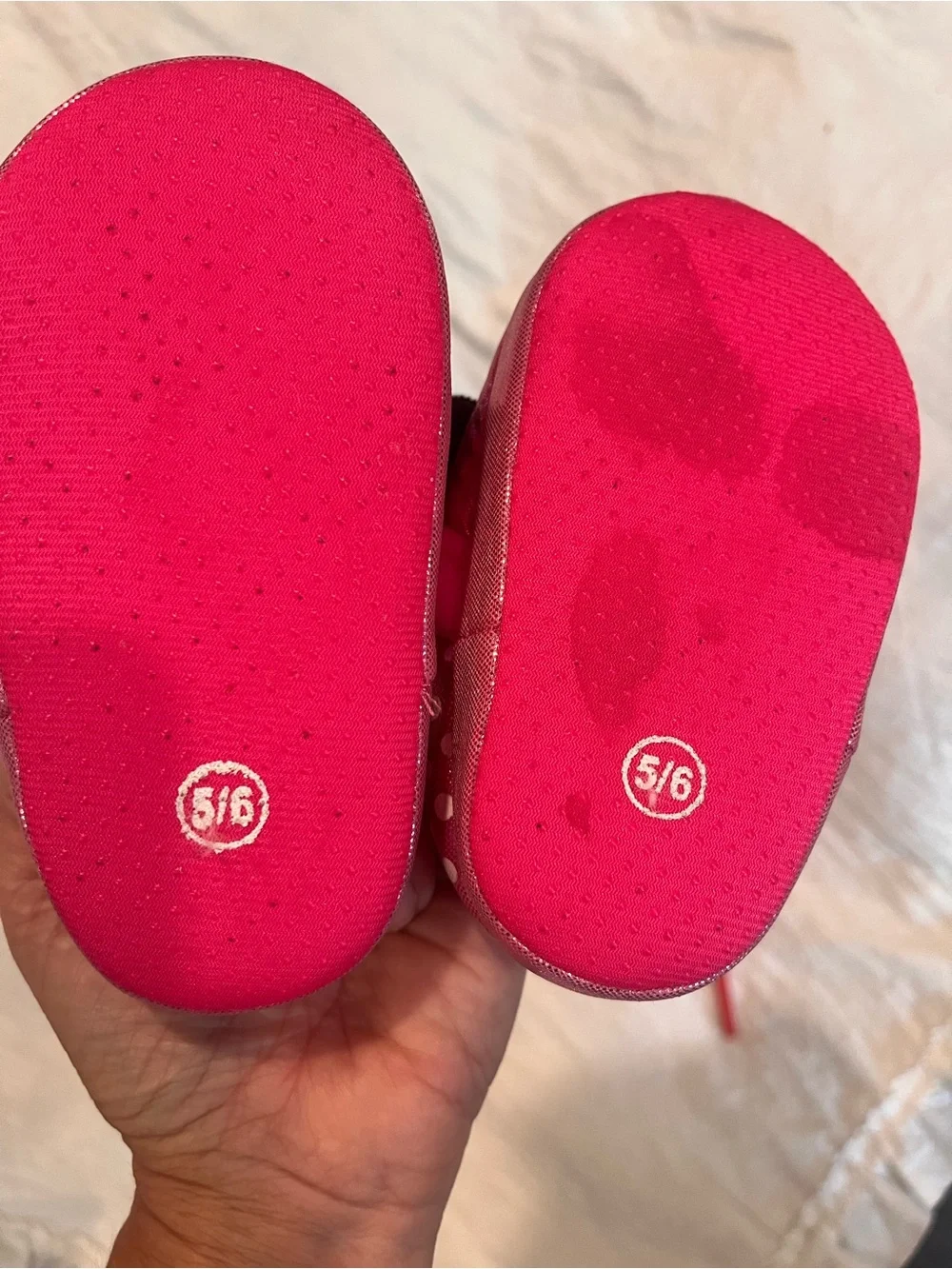 Disney Minnie Mouse Pink Girls Slip-On Slippers